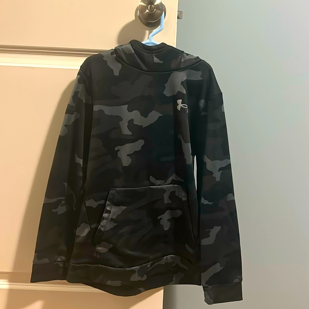 Under Armour Hooded Sweatshirt